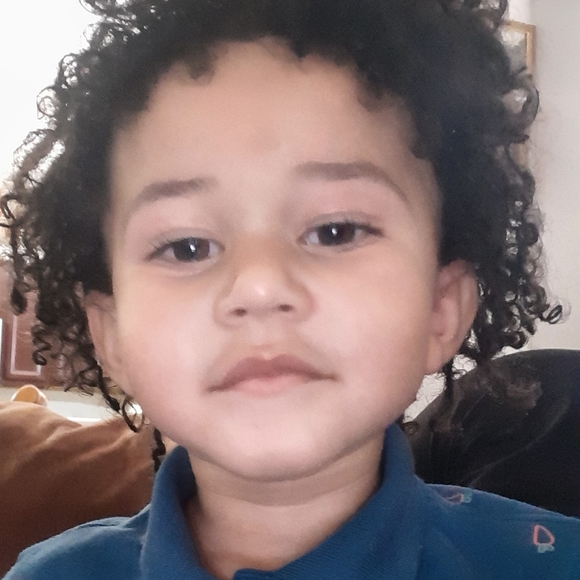 Meet your Posher, Brittney - Picture 3 of 5